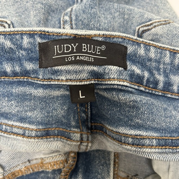 Judy Blue Hi-Rise 2-Tone Yoke Denim Jean Shorts Size Large Style #150143 - Picture 2 of 5